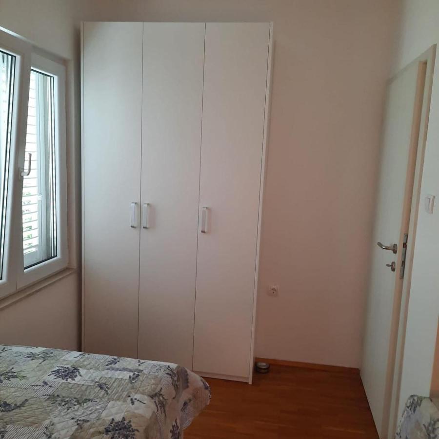 Tara'S Apartman Supetar Eksteriør bilde